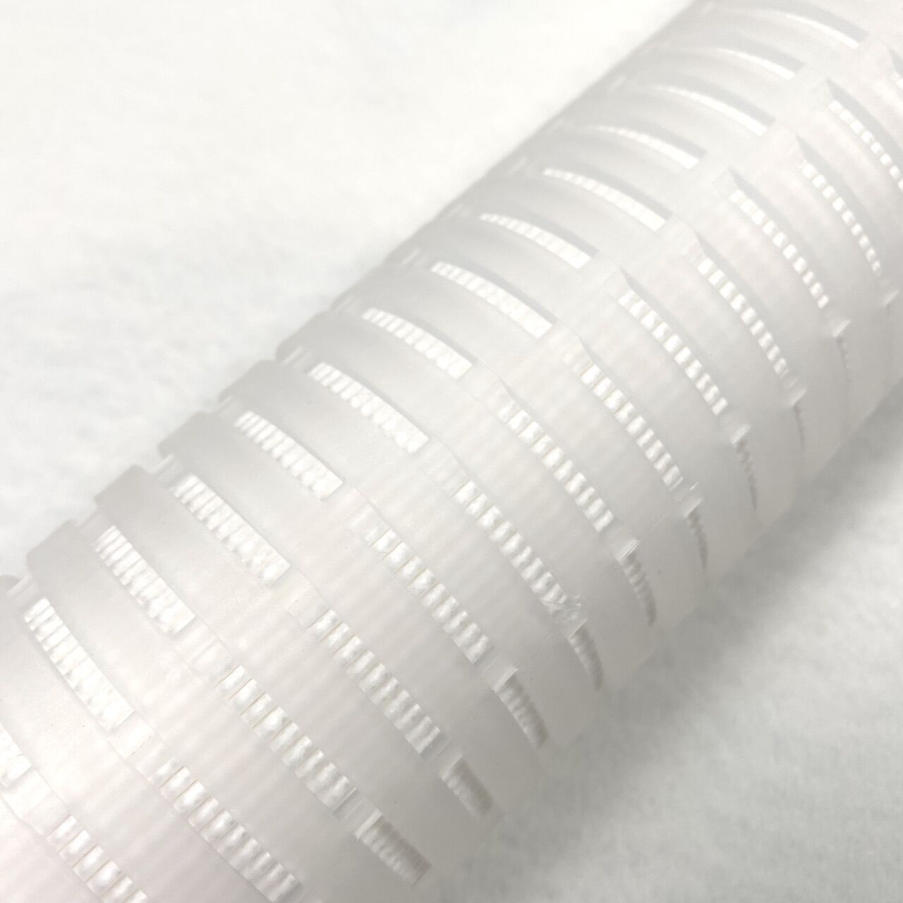 Fluoropolymer (PFA) membrane pleated filter cartridge